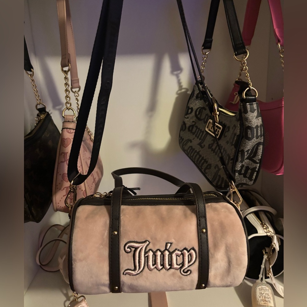 Juicy Couture Black and Cream Shoulder Bag